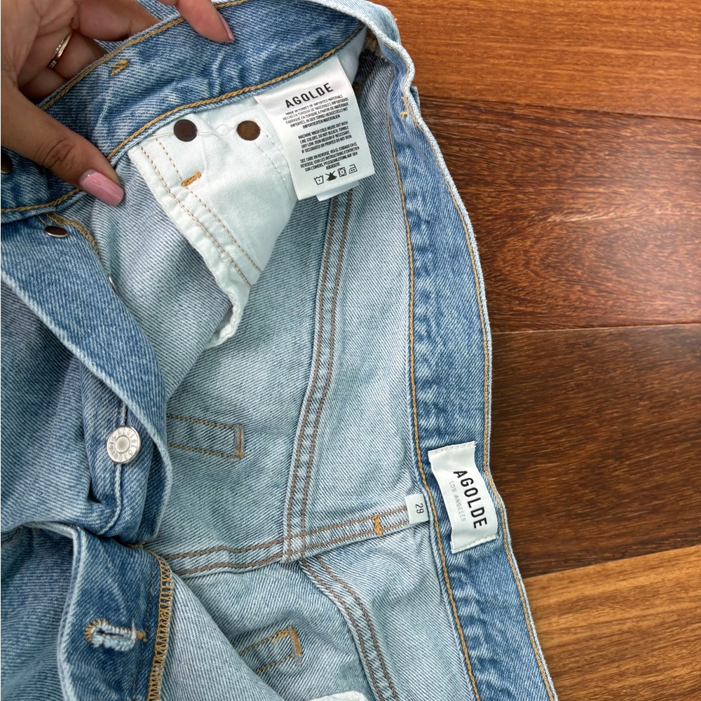 Agolde Faded Blue Frayed Jean Shorts - Picture 3 of 5